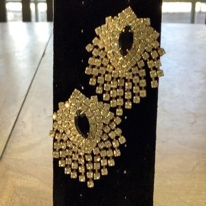 Formal wear earrings